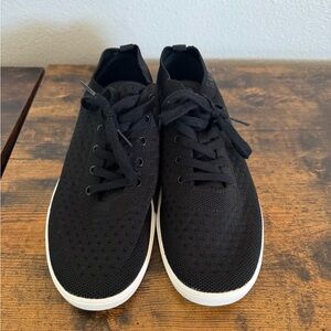 Suavs Black and White Men's Sneakers